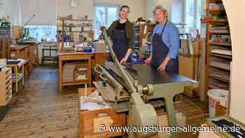 Zwei Frauen verleihen alten Büchern neues Leben