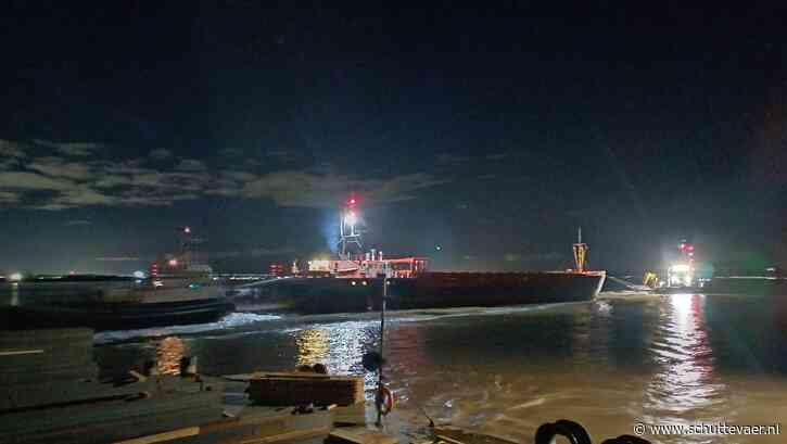 Amasus-schip H&S Wisdom is na twee weken weer los op de Humber