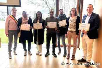 Inwoners die inburgeringstraject volgden, krijgen nu speciale oorkonde: “Aanmoedigen om hun toekomst in Meise uit te bouwen”