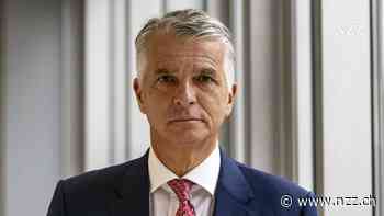 KOMMENTAR - Mit einer Bonussenkung für Sergio Ermotti will die UBS die Cheflohn-Frage entschärfen. Ob das aufgeht, ist ungewiss