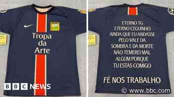 Appeal over football shirt stolen from art gallery