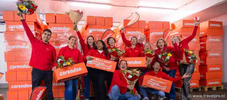 Duizenden bossen bloemen voor Corendon-klanten