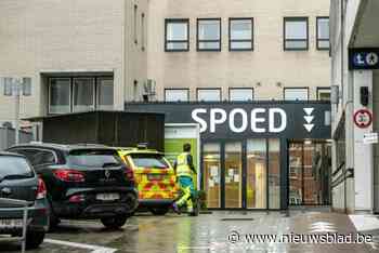 Toen patiënt bij bewustzijn kwam, beschuldigde hij hen van diefstal: drie verpleegkundigen lichtgewond na aanval op lijnbus