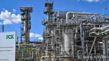 "Liegt völlig falsch": Habeck rügt Woidke für Offenheit gegenüber russischem Öl