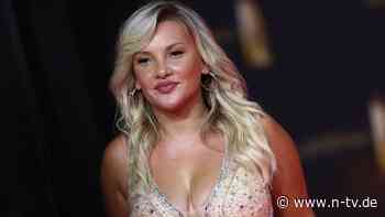 "Große Liebe zu Currywürstchen": Evelyn Burdecki wurschtelt sich durch