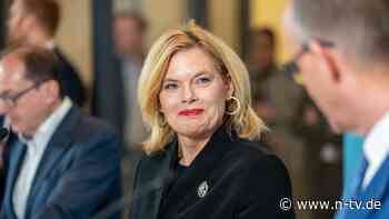 Julia Klöckner: Die nächste Bundestagspräsidentin kann umarmen und austeilen