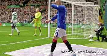 Oud-Ajacied Vaclav Cerny spuit fans van aartsrivaal Celtic nat, politie begint onderzoek