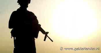 Militair maakt levensgevaarlijke fout als hij met pistool schiet in slaapzaal: ‘Ik wil nog steeds commando worden’