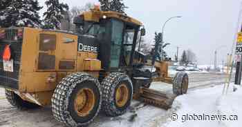 Manitoba eyes new rules for motorists around tow trucks, snowplows and cyclists
