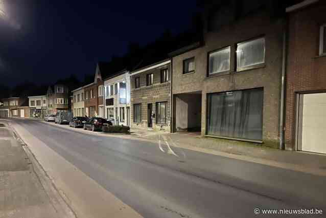 Uitslaande brand blijken gensters van houtkachel te zijn