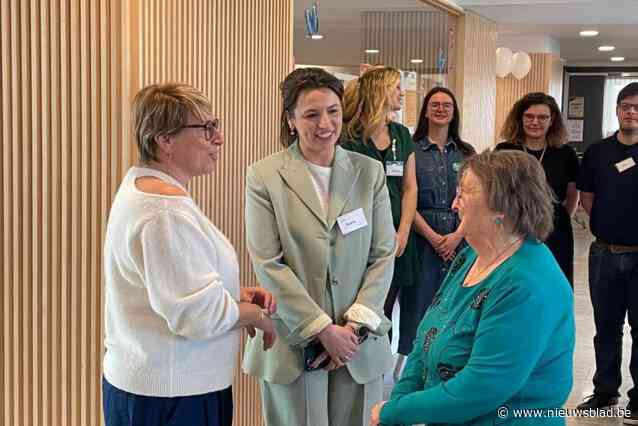Woonzorgcentrum Den Bogaet ontving minister Caroline Gennez tijdens Dag van de Zorg en wint ook 75 merciboxen dankzij leuk filmpje