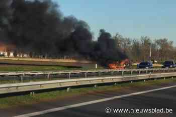 Lange file na autobrand op E403 richting Kortrijk