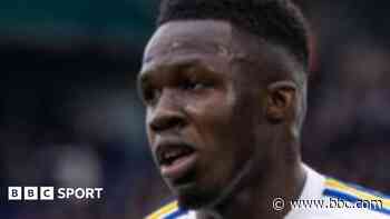 🎧 Should Gnonto be Leeds' new number 10?