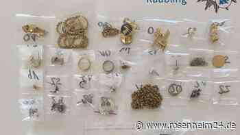 Südamerikaner mit Uhren, Eheringen und „Fantasie-Führerscheinen“ auf der A8 dingfest gemacht