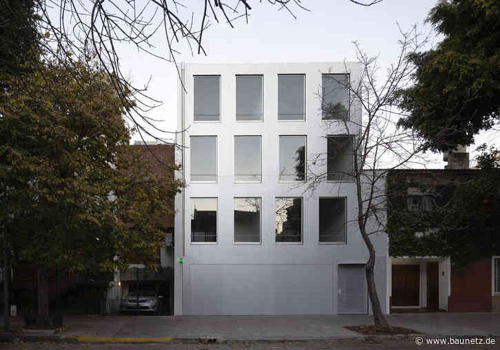 Zwölf Fenster, sechs Studios - Wohnungsbau in Buenos Aires