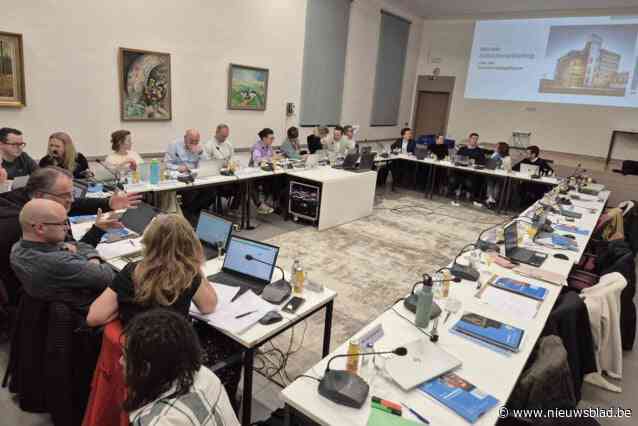 Een feeststad met meer politie: bestuur stelt beleidsverklaring voor, maar oppositie heeft veel vragen