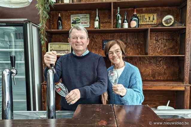 Tandarts Geert (64) trekt op pensioen met bruine kroeg voor ‘t goede doel: “Afscheid van plek waar ik heel mijn leven gewoond en gewerkt heb”