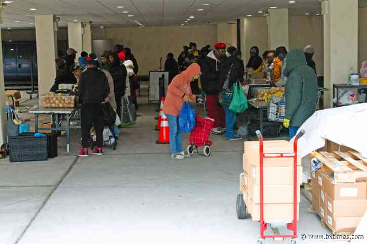 Bronx Bethany Church food pantry in Wakefield provides free groceries to those in need