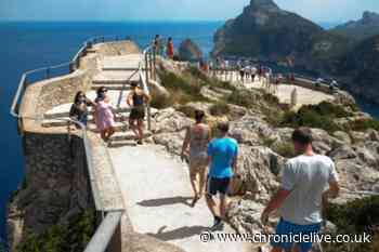 Majorca tourists vow 'never to return' to Spanish island and scramble to cancel trips