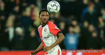 Michael Reiziger laat Feyenoord-uitblinker Givairo Read na uitvallen backs ook bij Oranje O19: ‘Toen ook niet overwogen’