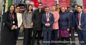 New Plumstead Post Office and conveience store officially opens