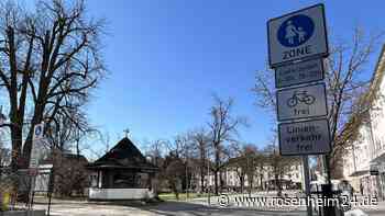 Plötzliche Wende: Aufhebung der Fußgängerzone in Rosenheim vorerst gestoppt – wie es weitergeht