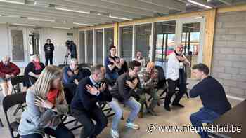 Zestigplussers kweken spieren: “Wetenschappelijk onderzoek toont aan dat ze zich dan zekerder voelen en mobieler blijven”