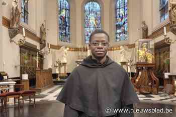 “Twintig graden minder”: hoe pater Jean-Paul (43) Ivoorkust verliet om Vlaamse parochie te leiden