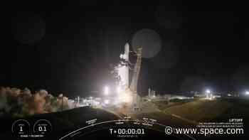 SpaceX launches 74 satellites to orbit, lands Falcon 9 rocket for the 400th time (video)