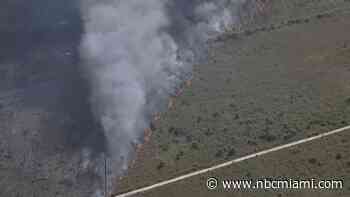 Card Sound Road and US 1 shut down as grass fire burns in SW Miami-Dade