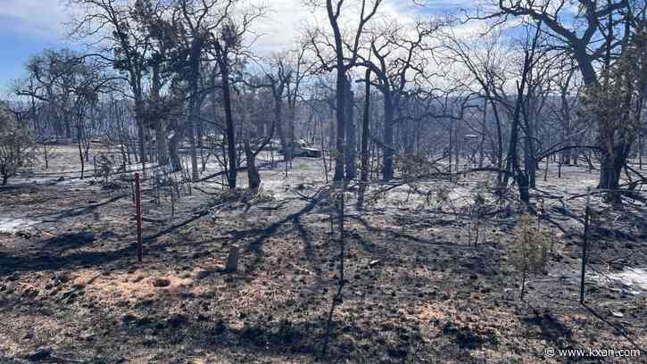 Firefighter injured in 9,700+ acre wildfire near Fredericksburg; fire is 90% contained
