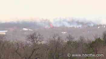 North Texas wildland firefighters battling Crabapple Fire; Urge vigilance