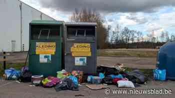Ergernis over uitpuilende textielcontainers