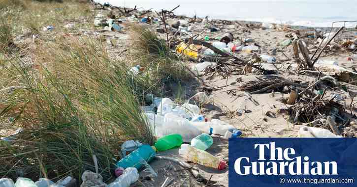 Single-use plastic waste on UK and Channel Island beaches ‘up by 9.5% last year’