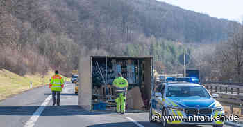 Kreis Bamberg: Lkw-Anhänger bei Unfall umgekippt - A70 gesperrt