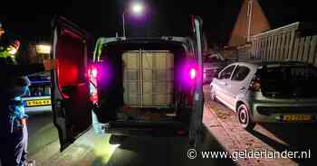 Man denkt liefst 700 liter benzine bij onbemande pomp te kunnen tanken, maar wordt gesnapt