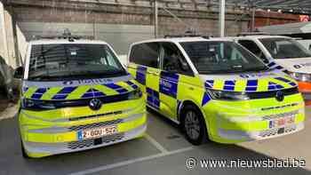 Politiezone Rivierenland neemt twee nieuwe combi's in gebruik: “Ze werden meteen uitgerust met het battenburgpatroon”