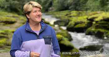 Clare Balding kayaks between Tyne bridges and visits Michelin Star restaurant in Channel 5's Tales from the Riverbank