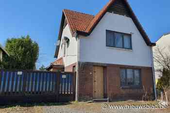 Kruisboog en explosieven gevonden in woning van man die deurwaarder bedreigde