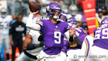 Sources: Vikes to roll with McCarthy, not Rodgers