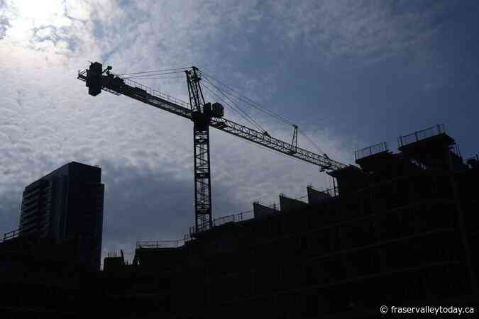 Federal government promises $2.55B in low-cost loans to build Toronto rental homes