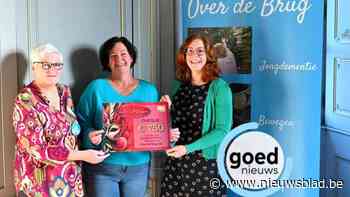 Soirée Masquée overhandigt cheque aan vereniging voor personen met jongdementie