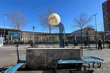 Röhren-Kunstwerk am Hauptbahnhof beschmiert und beschädigt