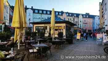Großalarm in Rosenheim: Bewaffneter Überfall am Salinplatz
