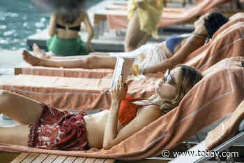 Are the books in 'The White Lotus' Season 3 sending a message about the characters?