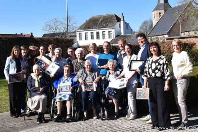 Het Levend Fotoboek toont filmpjes uit de vorige eeuw: “De  zwart-witbeelden roepen emoties en herinneringen op, ook bij personen met dementie”