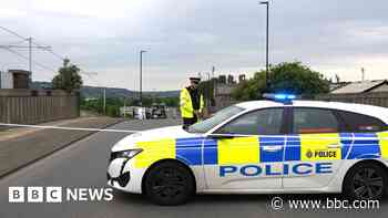 Police hunt 22 men after large-scale fight