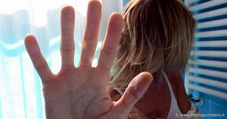 Filmarono e violentarono due ragazzine, condanne da 5 a 13 anni per 6 imputati. Altri 7 assolti dal giudice