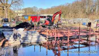Vijver van Nomadland krijgt terras met ponton voor modelbouwbootjes