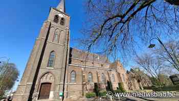 Vlaamse subsidie om Achelse kerktoren te redden van vochtschade